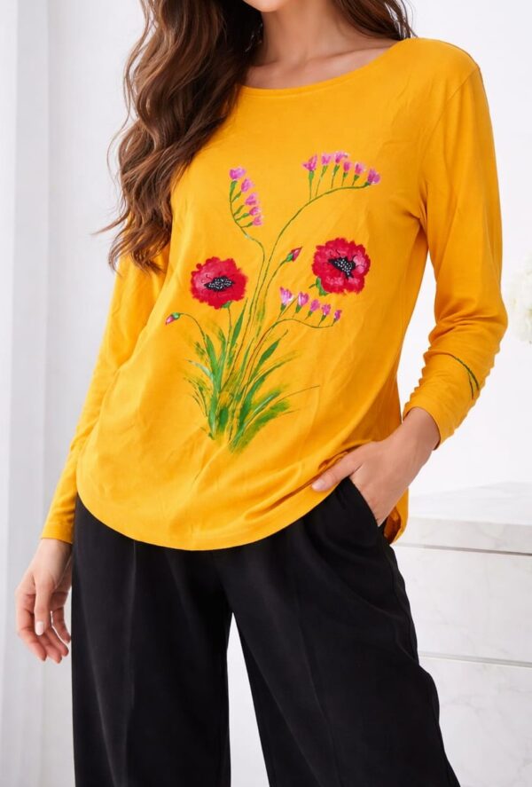 Bluza galben mustar din bumbac cu maci și frezii,pictată manual