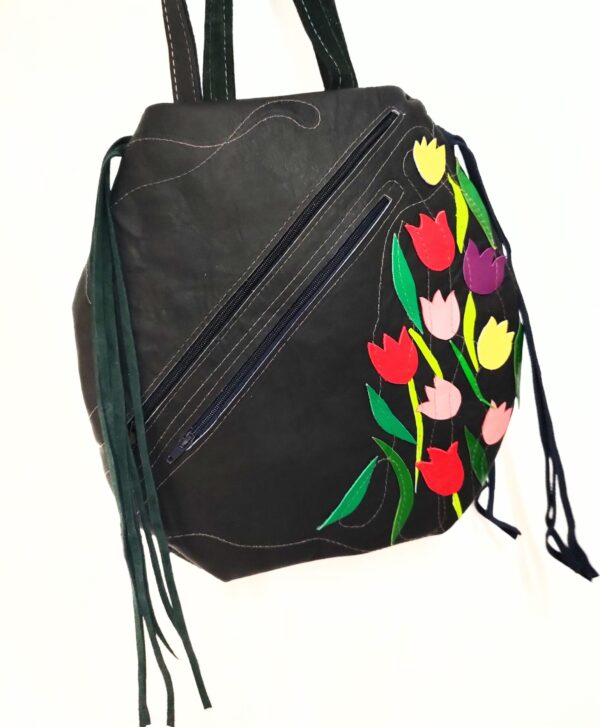 Rucsac handmade unicat, cu lalele colorate