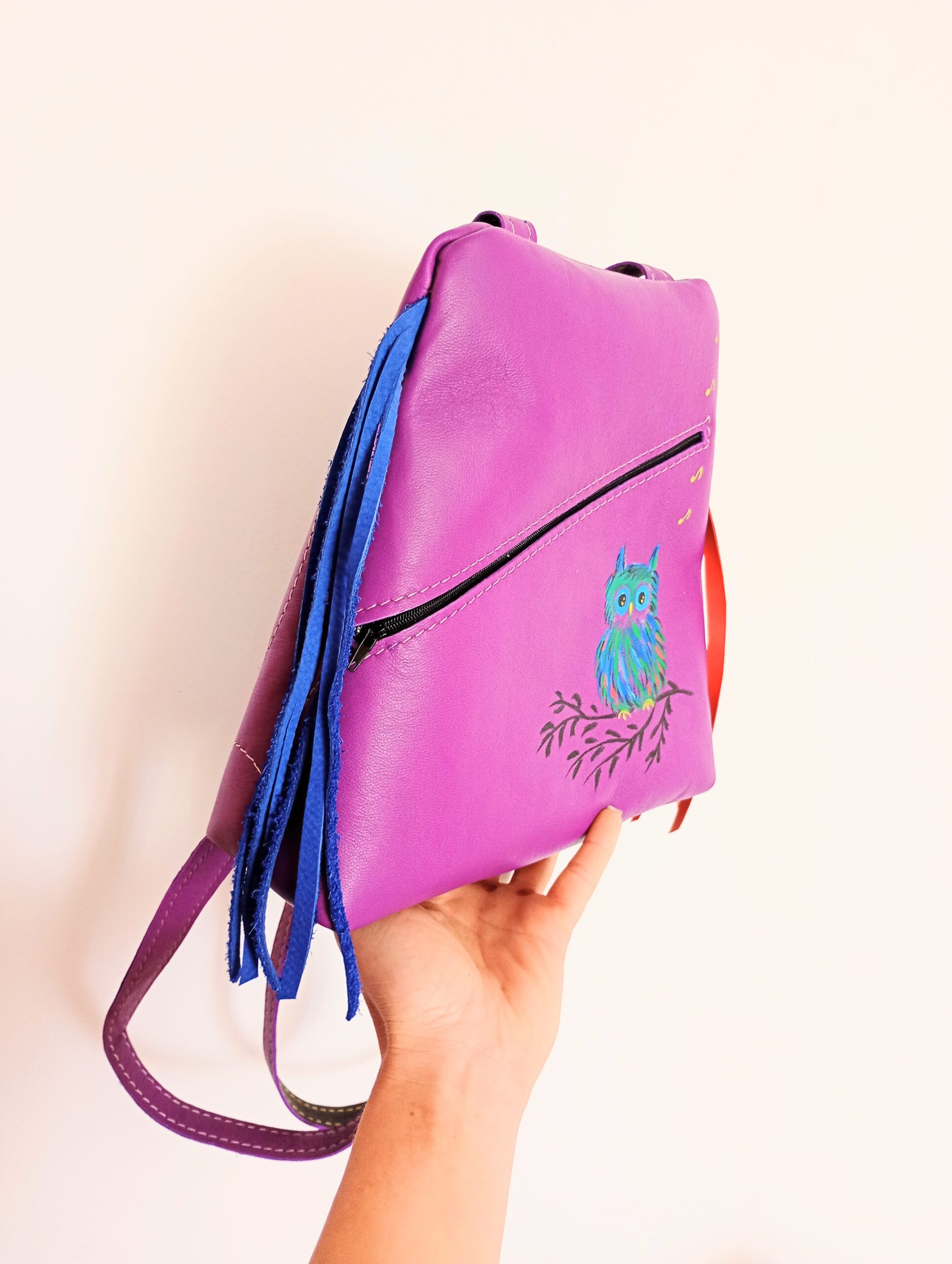 Rucsac mov unicat ,din piele naturala ,pictat manual - imagine 2