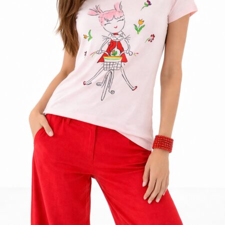 Tricou roz pal din bumbac ,cu fetiță  pe bicicletă, pictată manual