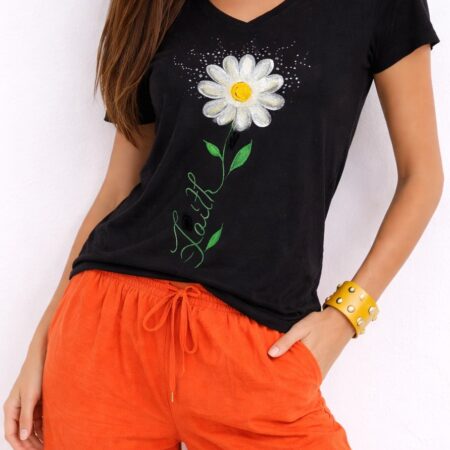 Tricou din bumbac ,cu crizantema pictata manual