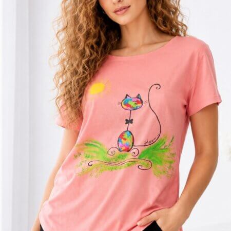 Tricou Light Salmon din bumbac ,cu pisicuță pictată manual